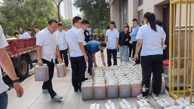 消費幫扶解難題  用愛溫暖農(nóng)人心:招標(biāo)咨詢集團(tuán)籌資采購幫扶村農(nóng)副產(chǎn)品