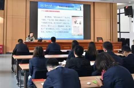 傳承中華優(yōu)秀美德 奮力譜寫時(shí)代華章建筑設(shè)計(jì)院開展“家風(fēng)、家訓(xùn)”道德講堂活動(dòng)